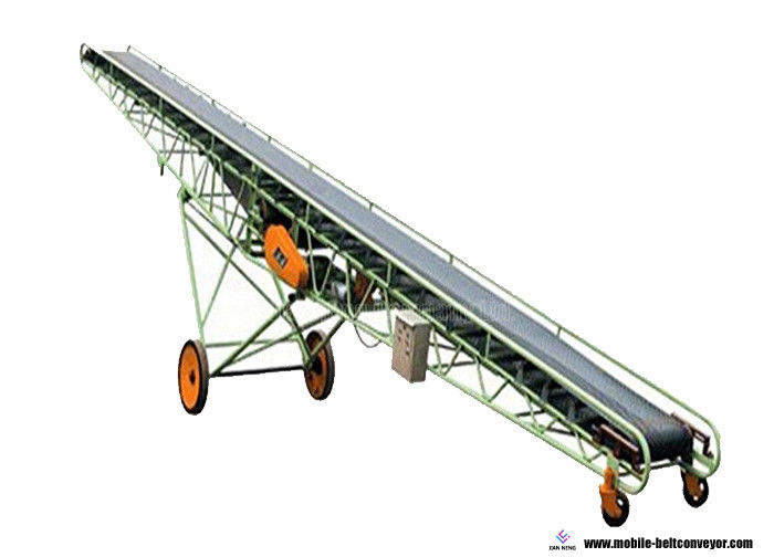 Nastro trasportatore telescopico motorizzato del acciaio al carbonio per l'elevamento le borse e dei cartoni