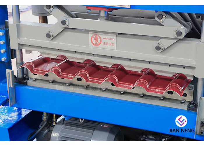 Rotolo d'acciaio ondulato mattonelle lustrato che forma lo strato a macchina MachineWith del tetto 18 stazioni di formazione