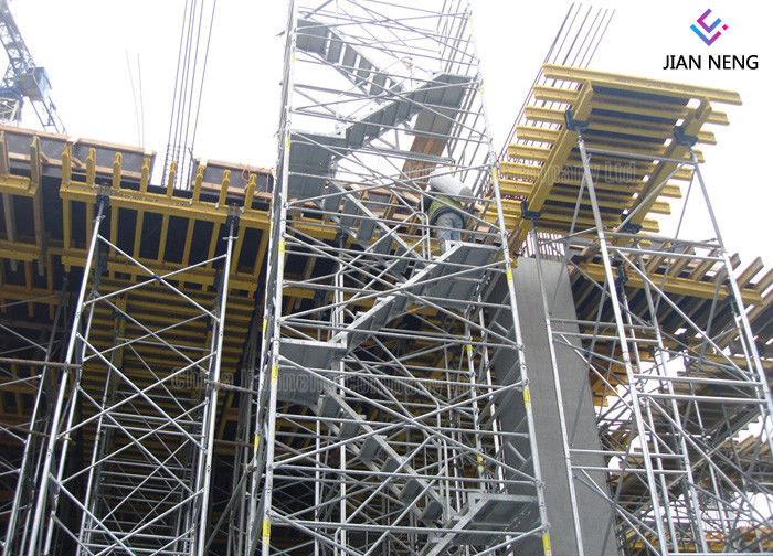 La immersione calda Kwikstage galvanizzato/K - metta in scena la torre della scala di Cuplock con la scala della sicurezza